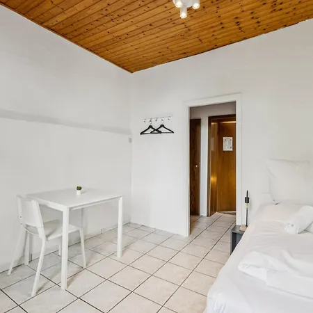 Budget 3 Bedrooms 5 Beds Perfect For Workers Gelsenkirchen
